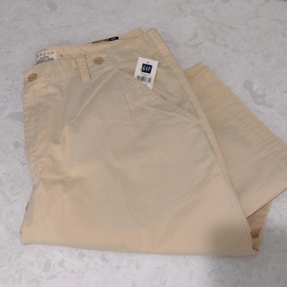 Gap Khakis Flat Front Preppy Business  Light Cotton 36 x 34